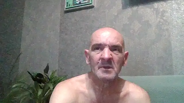 Snapshot of skorpibg65 chatting on 06/08/26, 06:52 skorpibg65 online show from 06/08/26, 06:52