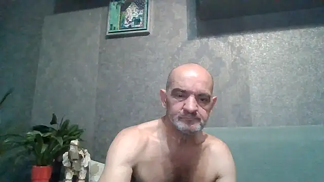 Snapshot of skorpibg65 chatting on 06/14/26, 03:58 skorpibg65 online show from 06/14/26, 03:58