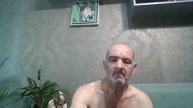 Snapshot of skorpibg65 chatting on 06/16/26, 02:41 skorpibg65 online show from 06/16/26, 02:41