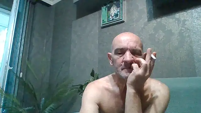 Snapshot of skorpibg65 chatting on 07/01/26, 01:45 skorpibg65 online show from 07/01/26, 01:45