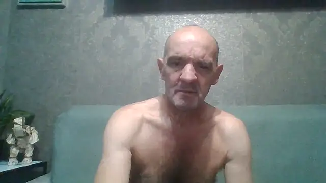 Snapshot of skorpibg65 chatting on 07/10/26, 04:17 skorpibg65 online show from 07/10/26, 04:17