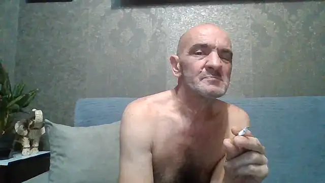 Snapshot of skorpibg65 chatting on 07/17/26, 09:52 skorpibg65 online show from 07/17/26, 09:52