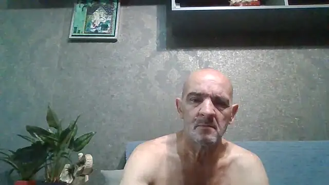 Snapshot of skorpibg65 chatting on 07/18/26, 01:04 skorpibg65 online show from 07/18/26, 01:04