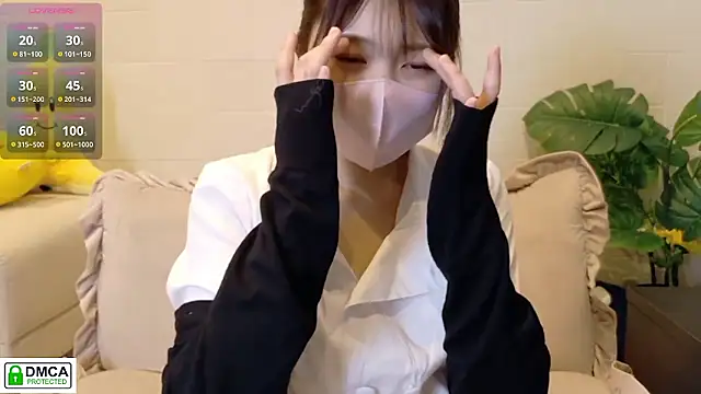 SUZU  online show from 04/04/26, 10:13