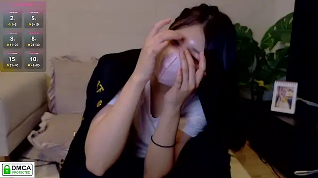Snapshot of SUZU_ chatting on 05/12/26, 11:18 SUZU online show from 05/12/26, 11:18