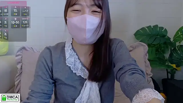 Snapshot of SUZU_ chatting on 05/22/26, 04:08 SUZU online show from 05/22/26, 04:08