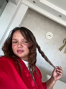 Snapshot of CelesteBailey chatting on 03/08/25, 07:05 CelesteBailey online show from 03/08/25, 07:05