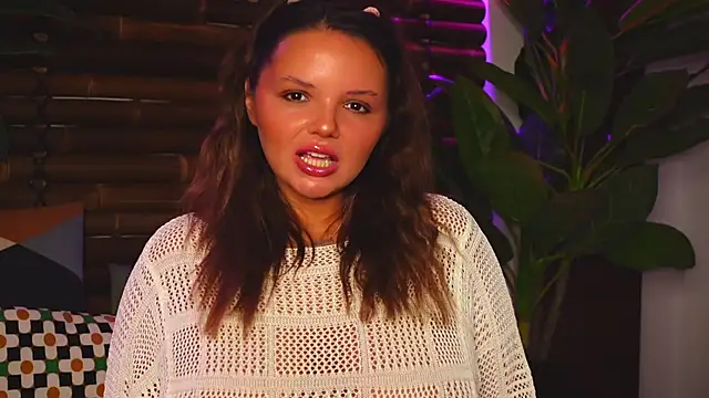 Snapshot of CelesteBailey chatting on 03/13/25, 07:09 CelesteBailey online show from 03/13/25, 07:09