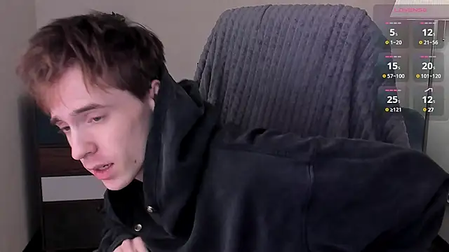 Snapshot of _tokyo_ghoul chatting on 01/10/25, 08:07  tokyo ghoul online show from 01/10/25, 08:07