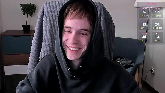 Snapshot of _tokyo_ghoul chatting on 01/11/25, 02:15  tokyo ghoul online show from 01/11/25, 02:15