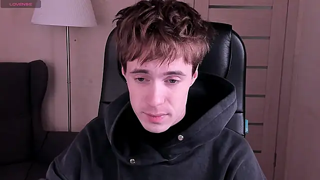 Snapshot of _tokyo_ghoul chatting on 01/25/25, 10:19  tokyo ghoul online show from 01/25/25, 10:19