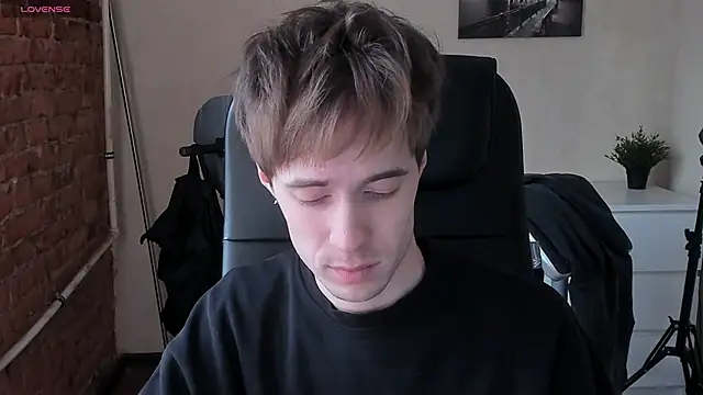 Snapshot of _tokyo_ghoul chatting on 02/06/25, 10:15  tokyo ghoul online show from 02/06/25, 10:15