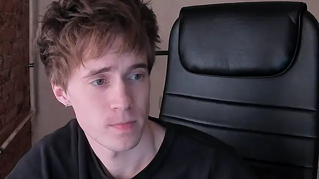 Snapshot of _tokyo_ghoul chatting on 02/14/25, 04:20  tokyo ghoul online show from 02/14/25, 04:20