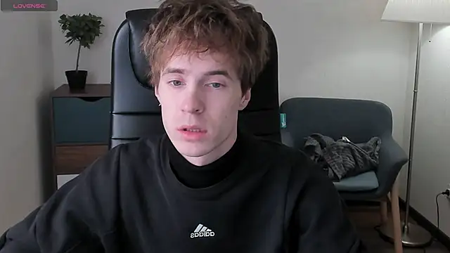 Snapshot of _tokyo_ghoul chatting on 02/22/25, 05:12  tokyo ghoul online show from 02/22/25, 05:12