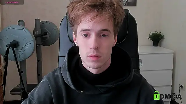 Snapshot of _tokyo_ghoul chatting on 10/12/25, 07:07  tokyo ghoul online show from 10/12/25, 07:07