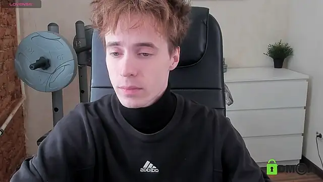 Snapshot of _tokyo_ghoul chatting on 10/18/25, 07:31  tokyo ghoul online show from 10/18/25, 07:31