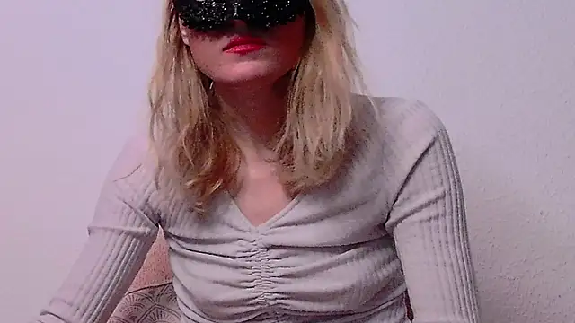 SecretAnni online show from 12/13/24, 03:49