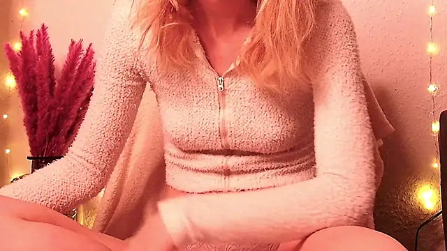 SecretAnni online show from 01/05/25, 06:35