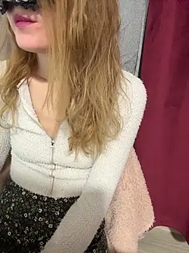 SecretAnni online show from 10/07/25, 09:34