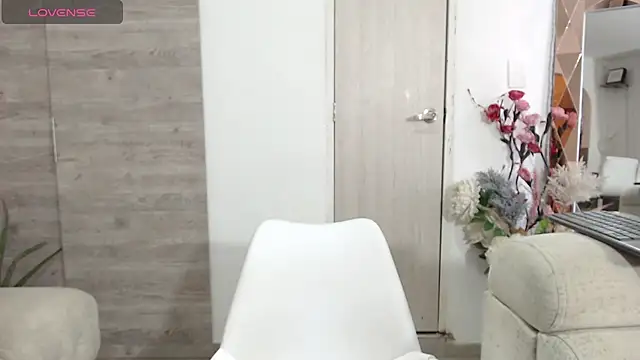 AmbarSofhia online show from 06/20/26, 10:23