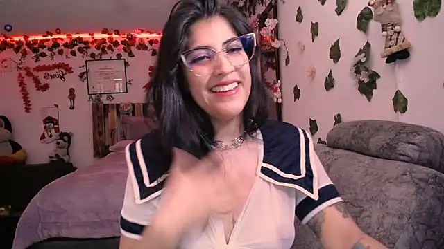 azahar  ziiz online show from 12/20/24, 07:28