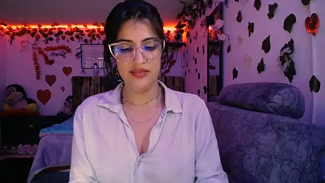 azahar  ziiz online show from 03/03/25, 08:43