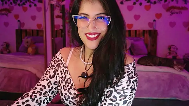 azahar  ziiz online show from 04/14/26, 01:11