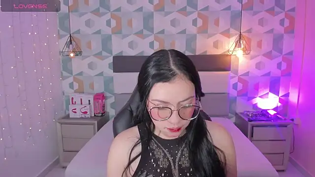 megancero online show from 03/06/25, 12:30