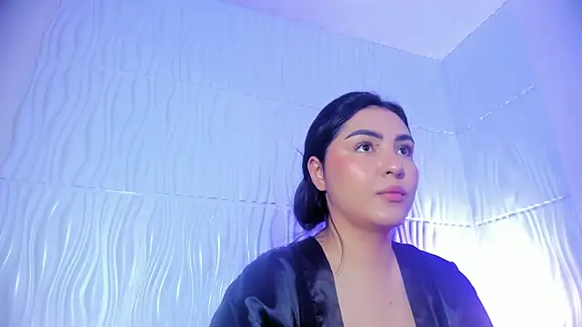 Snapshot of Abby__colins chatting on 09/19/25, 09:48 Abby  colins online show from 09/19/25, 09:48