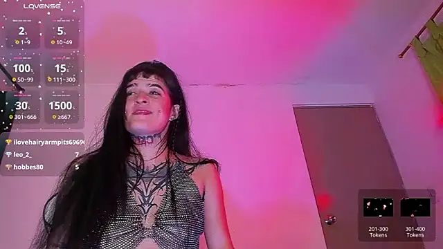 sarah benjjaminn online show from 06/18/26, 09:14