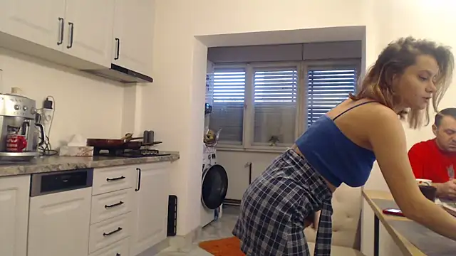 Snapshot of Tasty_Shape chatting on 12/05/24, 07:05 Tasty Shape online show from 12/05/24, 07:05