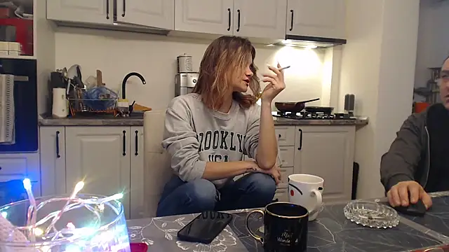 Snapshot of Tasty_Shape chatting on 12/13/24, 07:04 Tasty Shape online show from 12/13/24, 07:04