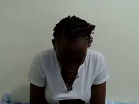 Snapshot of lizbela1 chatting on 05/13/26, 07:55 lizbela1 online show from 05/13/26, 07:55