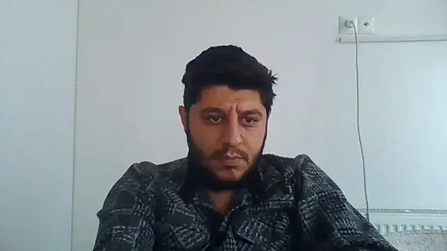 Snapshot of erkekkkadam chatting on 12/24/24, 01:17 erkekkkadam online show from 12/24/24, 01:17