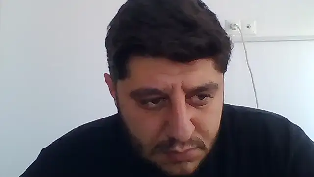 erkekkkadam online show from 10/31/25, 06:47