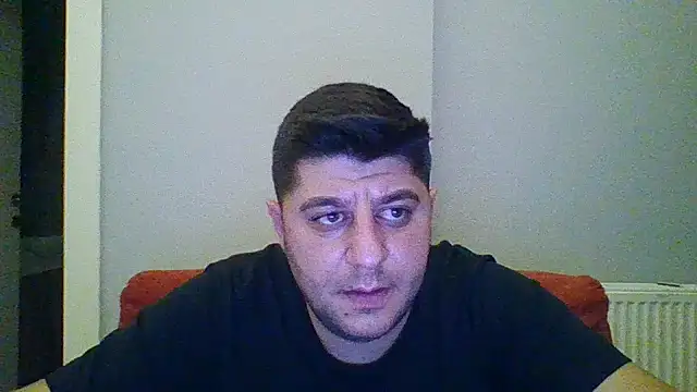 Snapshot of erkekkkadam chatting on 05/08/26, 10:48 erkekkkadam online show from 05/08/26, 10:48
