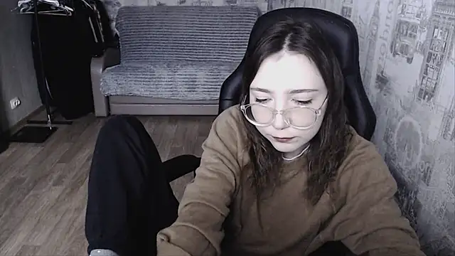 AmeliaKamishiro online show from 01/19/25, 08:07