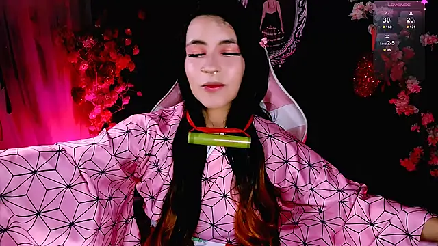 Snapshot of kitty_roxy chatting on 02/20/26, 08:16 kitty roxy online show from 02/20/26, 08:16