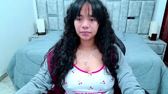 laureentt  online show from 02/26/26, 03:16