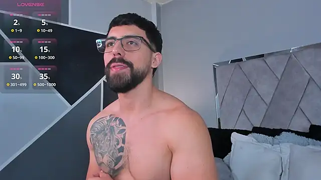 Snapshot of Markbrown chatting on 12/07/24, 11:01 Markbrown online show from 12/07/24, 11:01