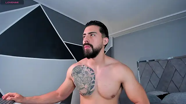 Snapshot of Markbrown chatting on 01/01/25, 06:06 Markbrown online show from 01/01/25, 06:06