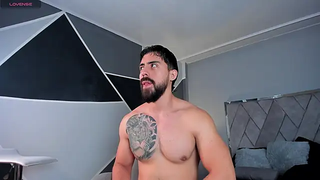 Snapshot of Markbrown chatting on 01/10/25, 01:32 Markbrown online show from 01/10/25, 01:32