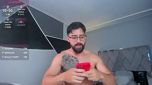 Snapshot of Markbrown chatting on 01/31/25, 01:11 Markbrown online show from 01/31/25, 01:11