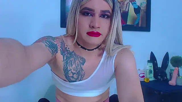 Snapshot of Jeymi-BigCock chatting on 12/13/24, 04:16 Jeymi-BigCock online show from 12/13/24, 04:16