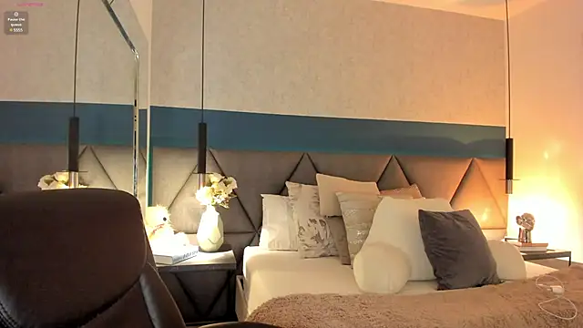 IsabellaAllen online show from 02/05/25, 09:18