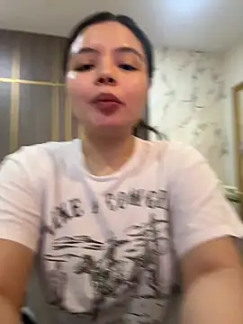 IsabellaAllen online show from 04/19/26, 07:38