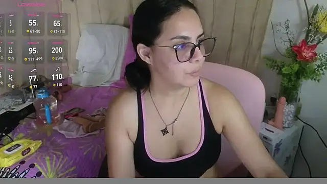 Snapshot of lovely_trix chatting on 05/14/26, 06:58 lovely trix online show from 05/14/26, 06:58