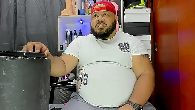 Latino bigcock online show from 03/15/25, 07:48