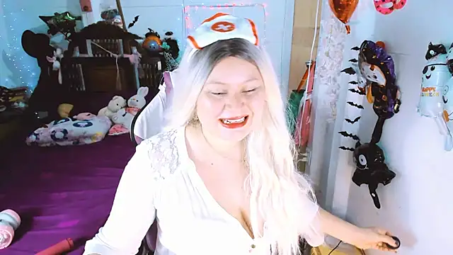 SofiaOlivares online show from 09/25/25, 07:39