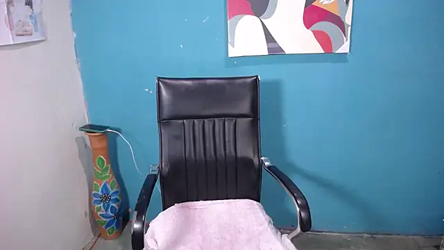 Sunny rayz  online show from 10/04/25, 12:14